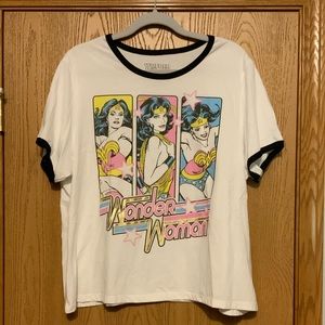 NWT f21 Wonder Woman 3x crop top